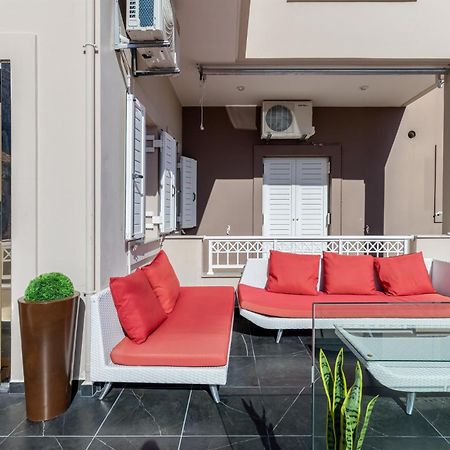 Vivian'S Luxury Suite Монемвазия Экстерьер фото